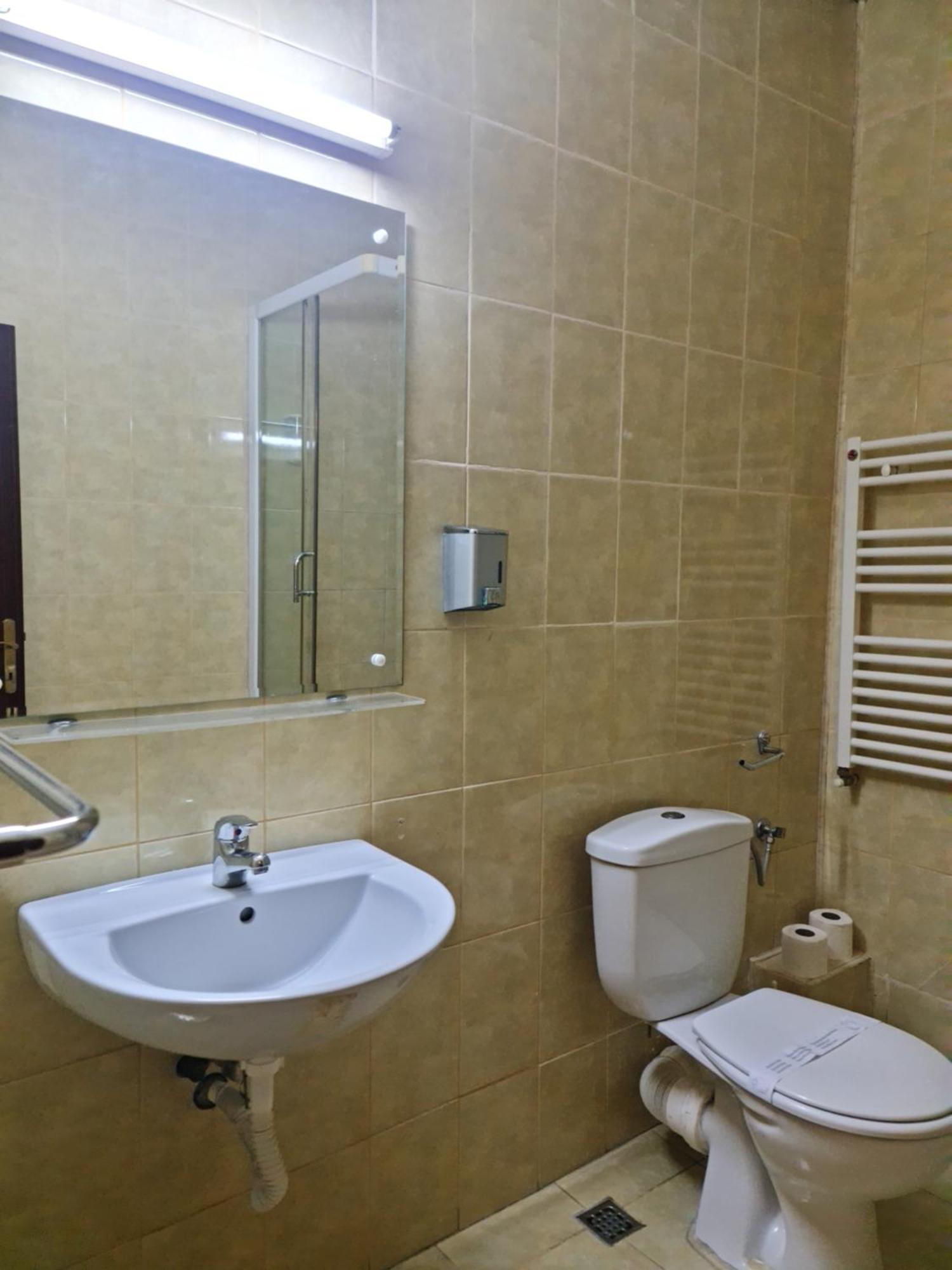 Hotel Magic Gt Trivale Pitesti Exterior photo