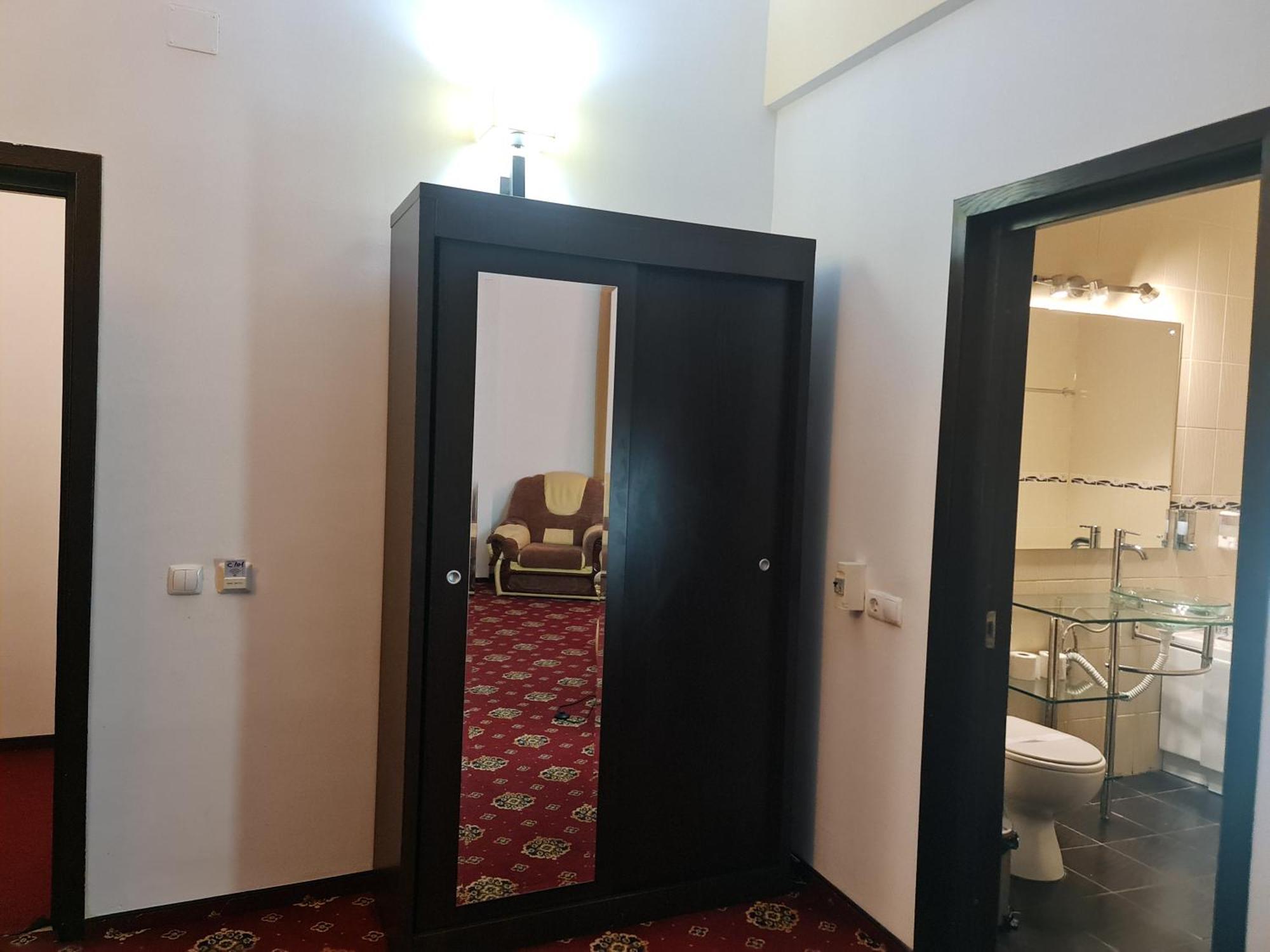 Hotel Magic Gt Trivale Pitesti Exterior photo