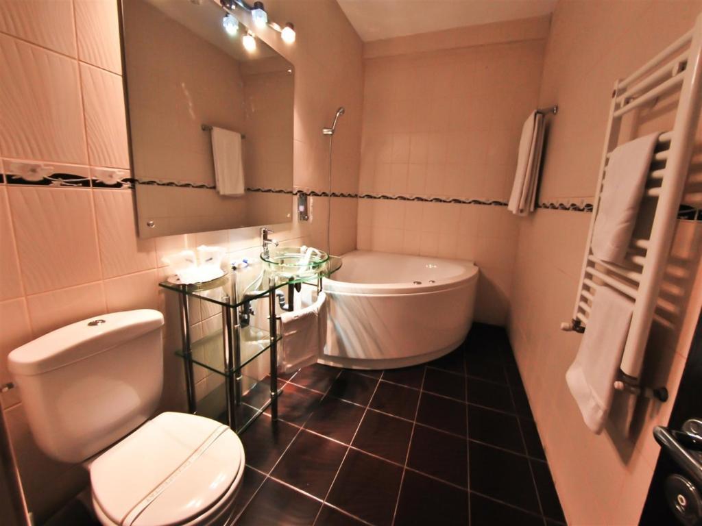 Hotel Magic Gt Trivale Pitesti Room photo