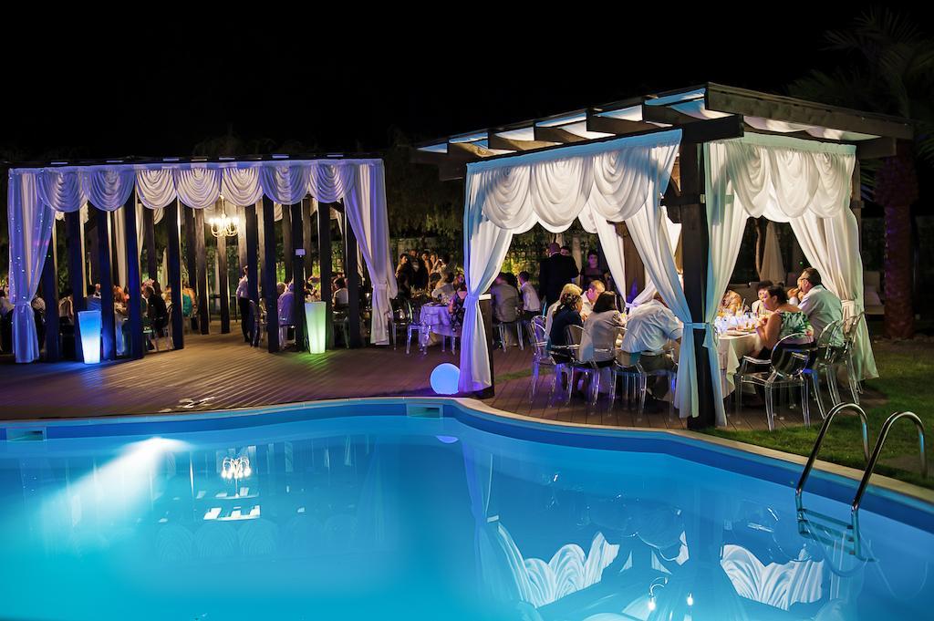 Hotel Magic Gt Trivale Pitesti Exterior photo